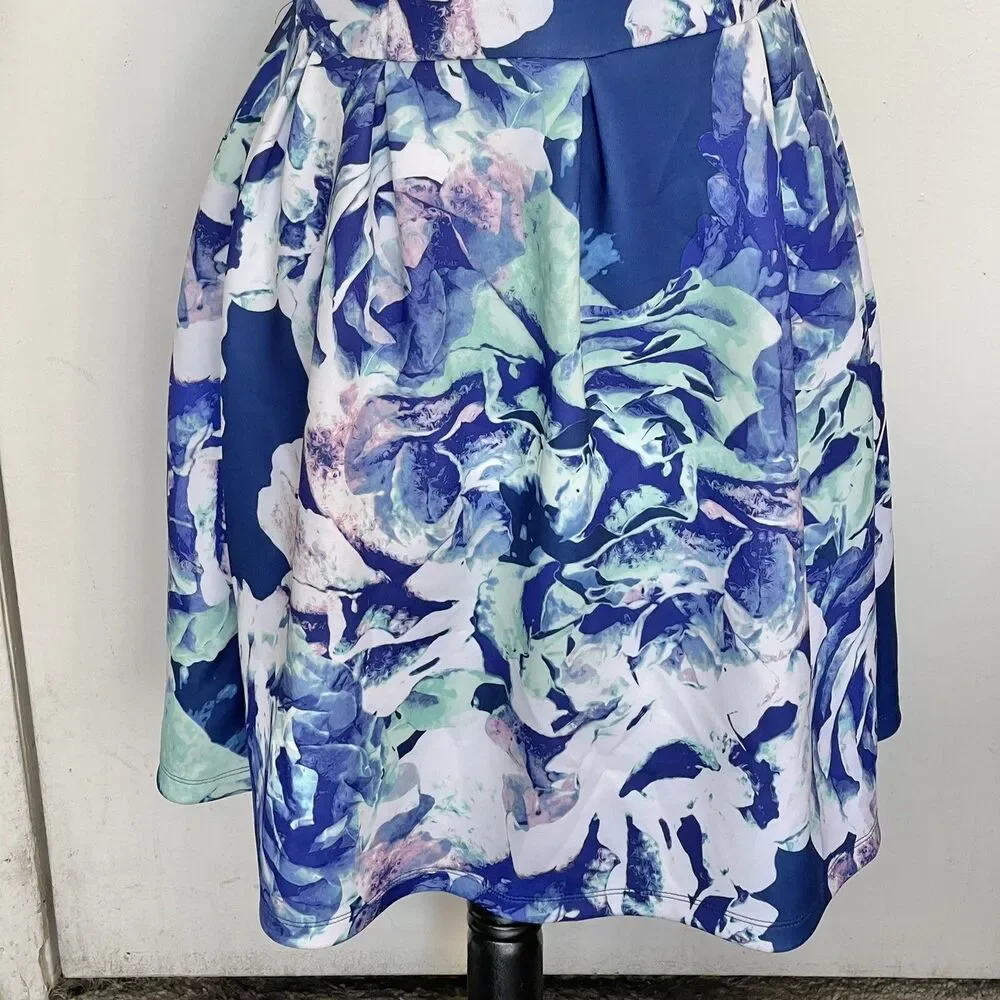 Apt 9 Womens Dress Sleeveless Sz Medium Floral Shift Artsy Spring Summer Easter